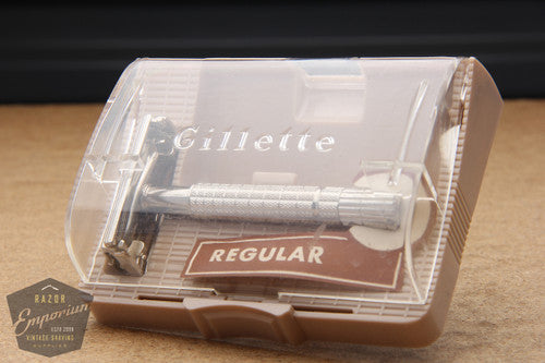 Gillette 1957 Regular / Flair Tip DE Super Speed in Tan Case - C1