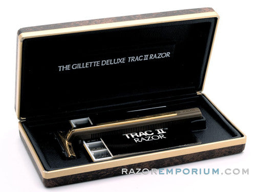 1980's Gillette Deluxe Trac II Razor Set w/ 5 Cartridges
