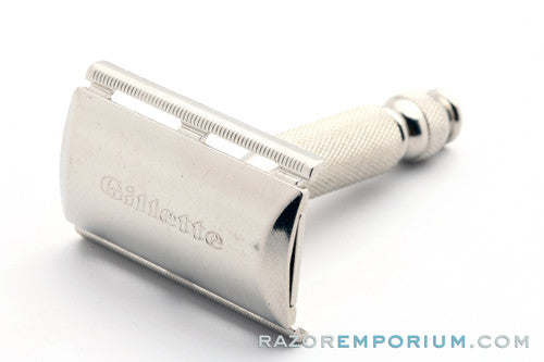 1966 Gillette Travel Tech Safety Razor Set L1
