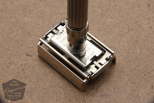Gillette 1959 Fatboy $1.95 Adjustable DE Safety Razor E2