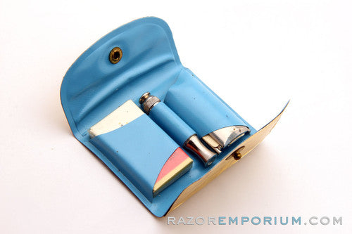 1965 Gillette Travel Tech Razor With Gold Tone Carrying Case - K4