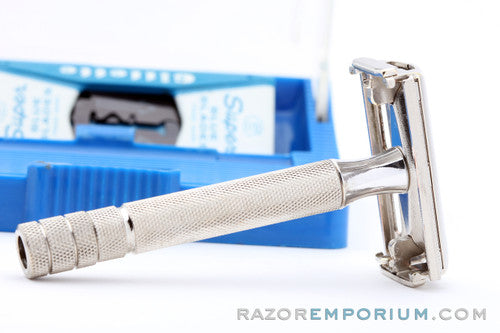 1953 Gillette Super Speed Double Edge in Blue Case Y3
