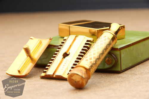 1933 Gillette Milady Decollete DE Safety Razor in Jade Case