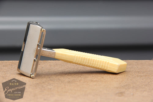 Gem 1940's G-Bar Single Edge Razor w/ Cream Handle - Excellent