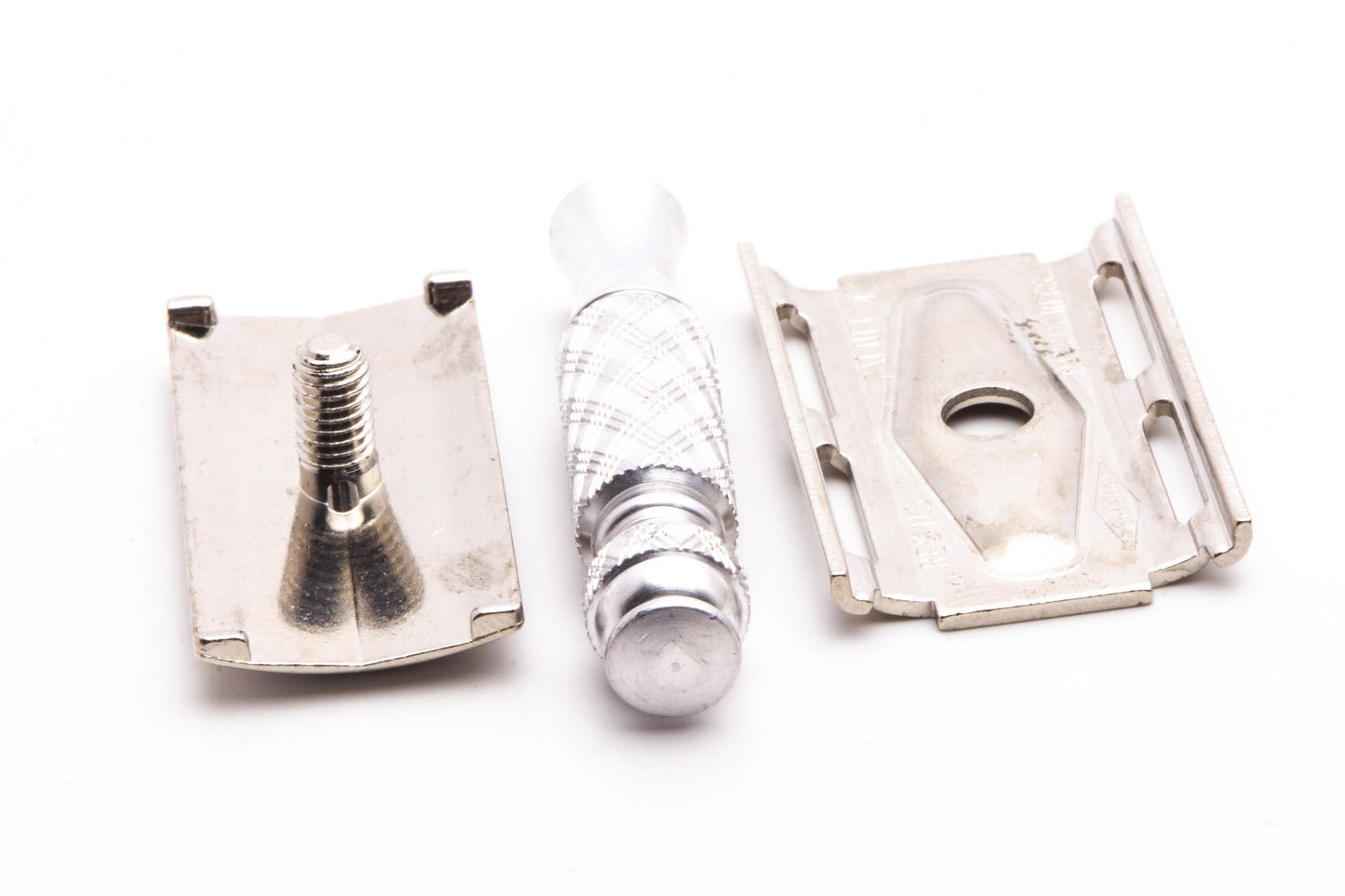 O4 Gillette Ball End Tech Spiral Handle Three Piece Travel Razor With Gold Case | Original Condition