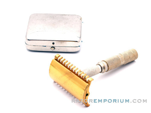 1960's German Travel Set with Open Comb Gillette NEW DE Safety Razor Head
