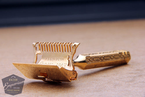 Ever-Ready Gold 1912 Style Single Edge Improved Safety Razor in Red & Black Box