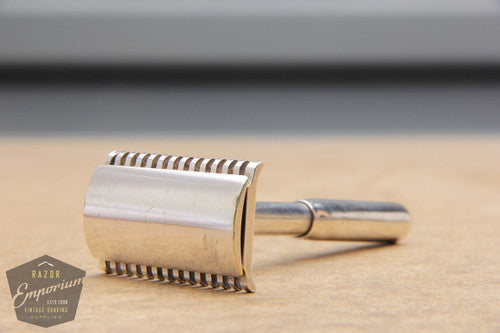 Gillette / Tiffany & Co. 1927 Sterling Silver DE Travel Razor