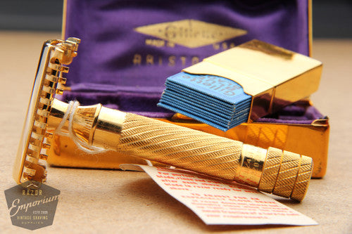 Gillette 1934 Aristocrat Deluxe Christmas Special w/ Case and Original Blade Bank