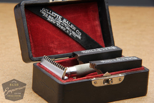 Gillette 1905 Double Ring Old Type Safety Razor in Original Case NY MINT
