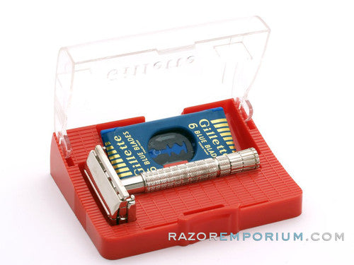 1954 Z4 Gillette Regular Flare Tip Super Speed Safety Razor Set w/ Case & Blade Bank