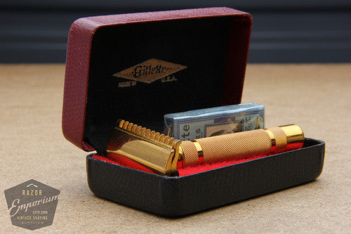 Gillette 1930's Red & Black Special - Short Comb NEW