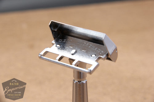 Gem 1930's Micromatic Bullet Tip Single Edge Safety Razor