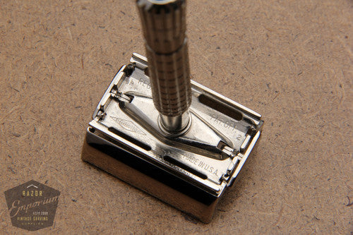 Gillette 1961 Regular Flair Tip Super Speed Safety Razor B2 * Nickel REVAMPED
