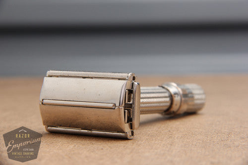 Gillette 1960 $1.95 Adjustable "Bottom-Dial" Fatboy -F4
