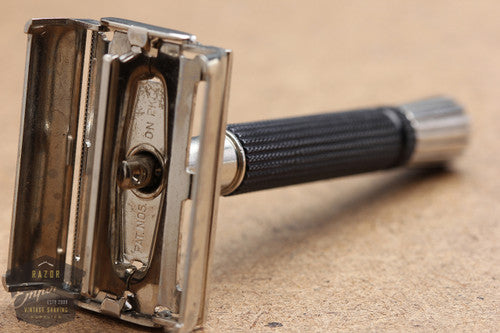 Gillette 1953 Black Handle Super Speed Safety Razor
