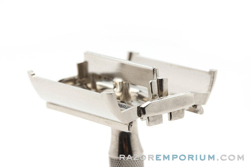 1940's Gillette Super Speed DE Safety Razor Non-notched