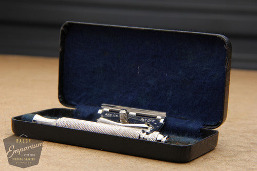 Gillette 1961 Etched Logo Cap Ball End Tech Razor in Case - G4
