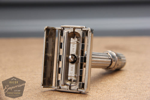 Gillette 1960 $1.95 Adjustable "Bottom-Dial" Fatboy -F4