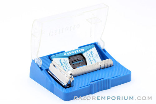 1953 Gillette Super Speed Double Edge in Blue Case Y3