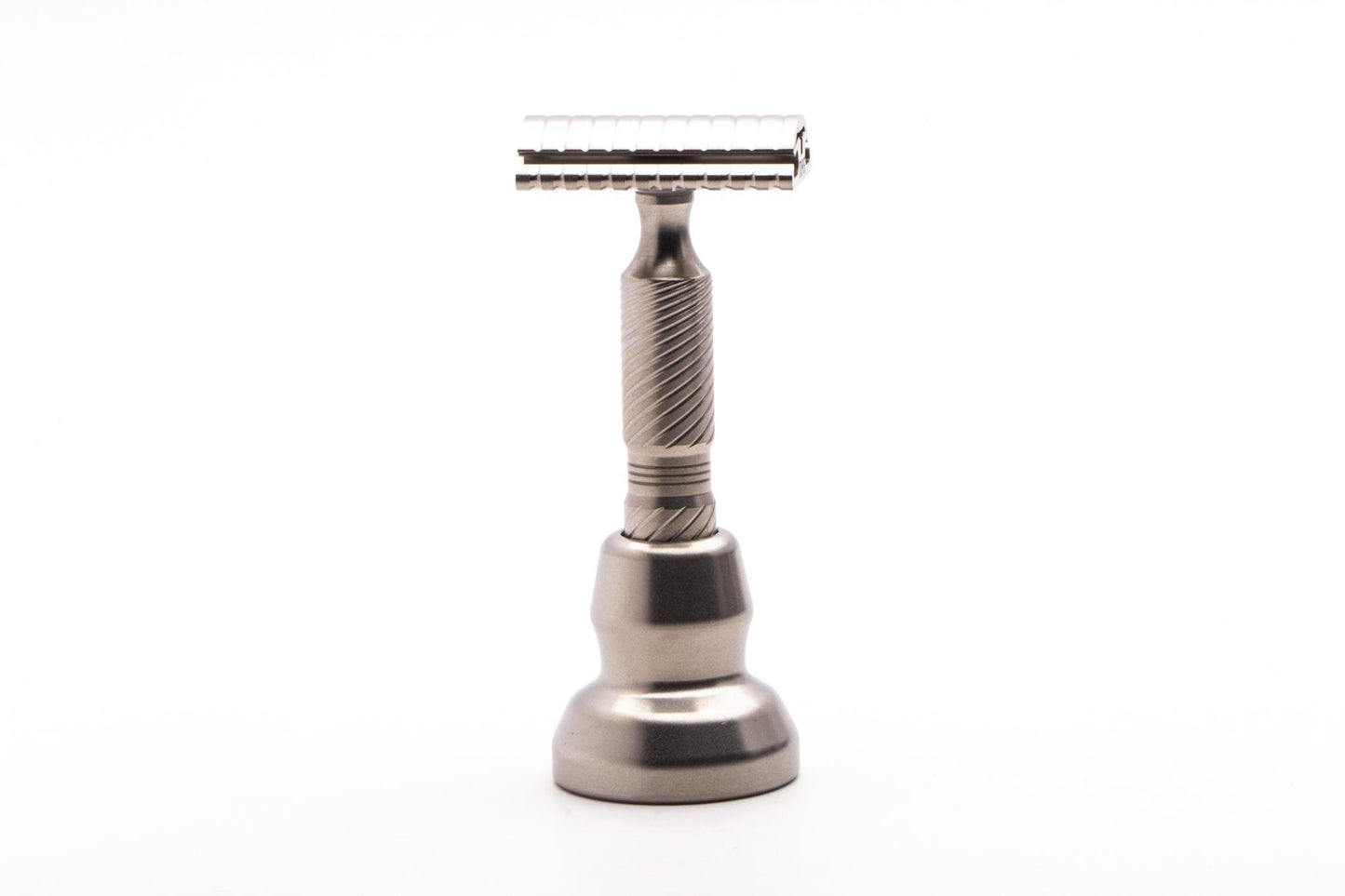 Timeless Razor | Titanium Scalloped .95mm Baseplate With Spiral Handle