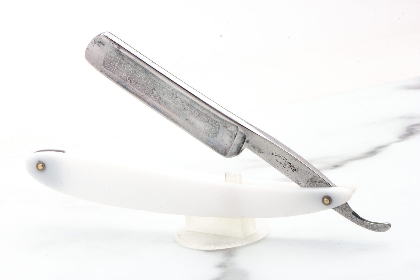 5/8" Vintage Restored Delafoulhouze 442 Straight Razor