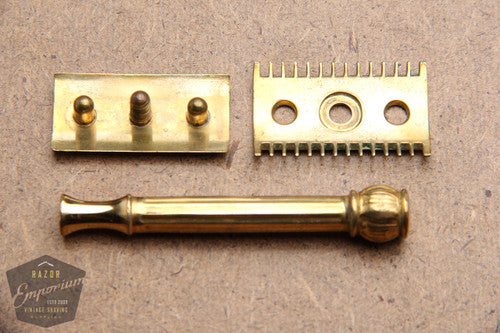 Gillette 1917 Gold Basketweave Pocket Edition - Old Type (DE) Travel Set- Nickel Case