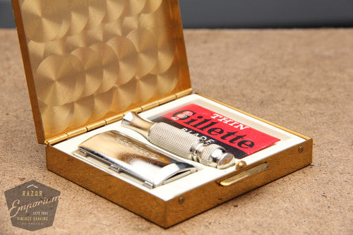 Gillette 1966 Ball End Tech Razor w/ Etched Logo Cap in gold case -L1