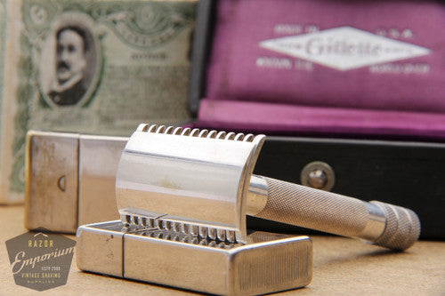 Gillette 1917 Single Ring Old Type Set in Leather Case w/ Blade Banks