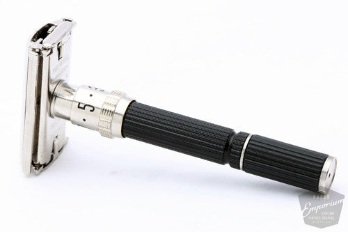 Gillette 1974 Super 109 Adjustable Double Edge Safety Razor
