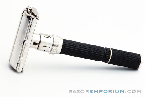 1969 O4 Gillette Short Handle Super Adjustable 84mm DE Safety Razor