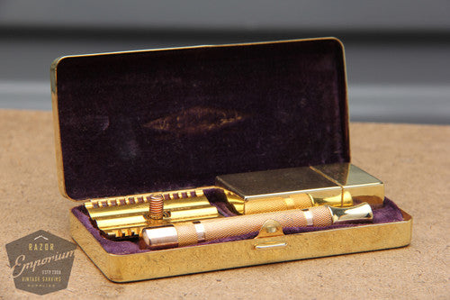 Gillette 1930's Pin Stripe Pocket Edition - New DE Razor Set