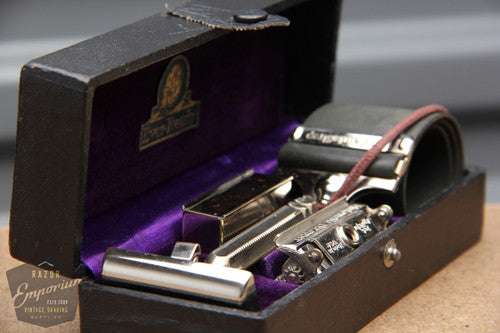 Ever Ready 1912 Style Single Edge Safety Razor in black leather box