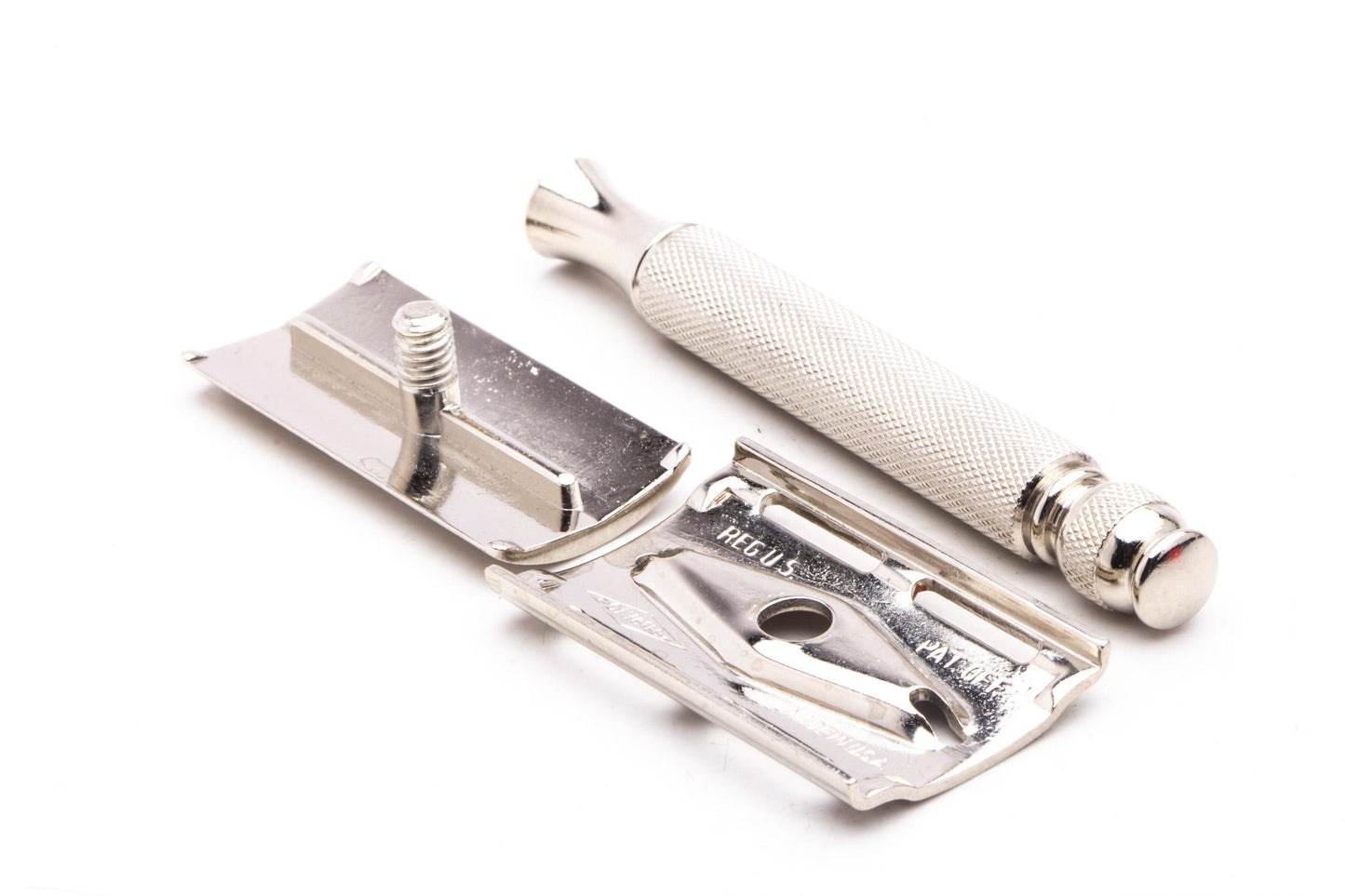 1939-47 Gillette New Ball End Tech Double Edge Safety Razor | Original Condition
