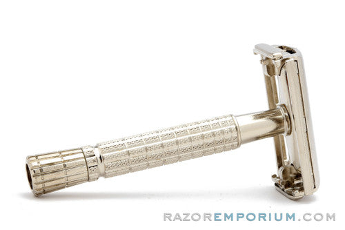 1959 Gillette Flare Tip Super Speed DE Safety Razor E2