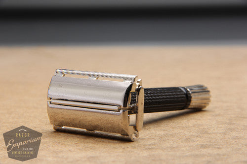 Gillette 1971 Black Handle Super Speed DE Safety Razor - R4