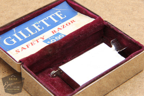 Gillette 1948 Rhodium Aristocrat No. 15 DE Safety Razor in Metal Case - Made in England