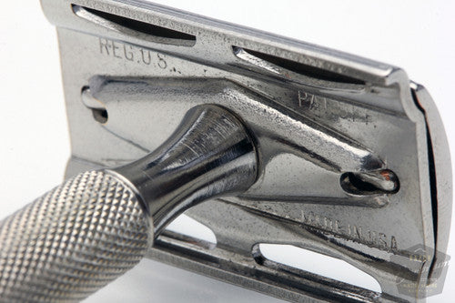 Gillette 1940s Ball End Tech Safety Razor