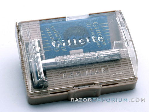 1954 Z2 Gillette Flare Tip Super Speed Safety Razor Set w/ Case & Bladebank