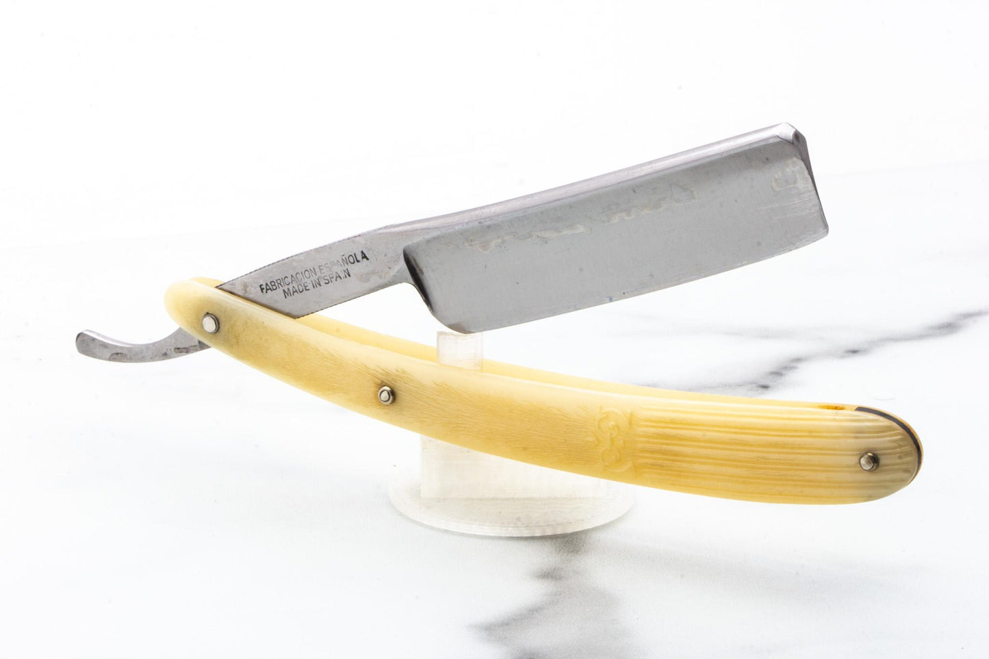 6/8" Vintage Restored Fillarmonica 13 Straight Razor With Cream Scales