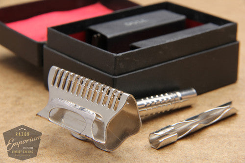 Ever-Ready American Safety Razor Co. 1912 Style Single Edge Safety Razor w/ Black Leather Box