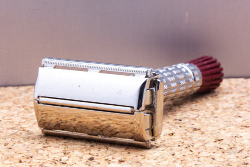 1958 D1 Gillette Heavy Red Tip Super Speed Safety Razor | Original Condition