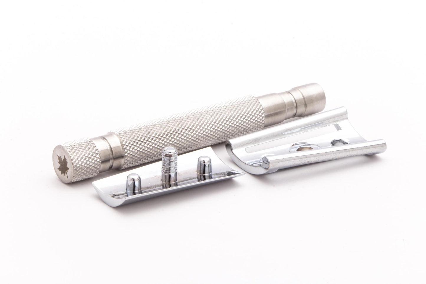 Maggards Razors | Slant Three Piece Double Edge Razor With Extra Open Comb Guard & Cap