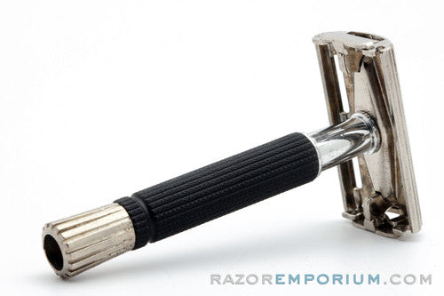 1967 Gillette Black Handle TTO Super Speed Safety Razor M4
