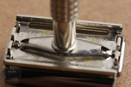 Gillette 1954 Flair Tip Super Speed (DE) Safety Razor -- Z2