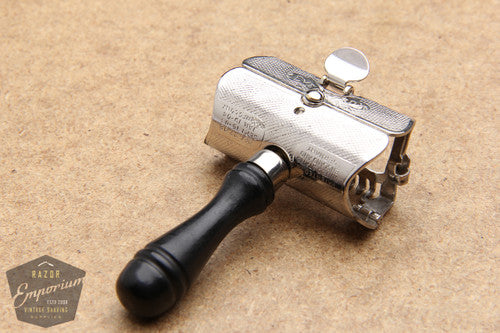Ever-Ready 1912 Style Single Edge Safety Razor in Black Leather Box