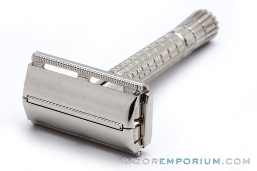 1954 Gillette Super Speed Flare Tip DE Razor Z3