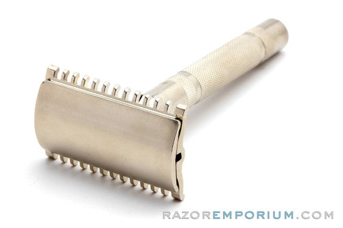1930s Gillette 'NEW' Long Thin Bar Handle Short Comb DE Safety Razor