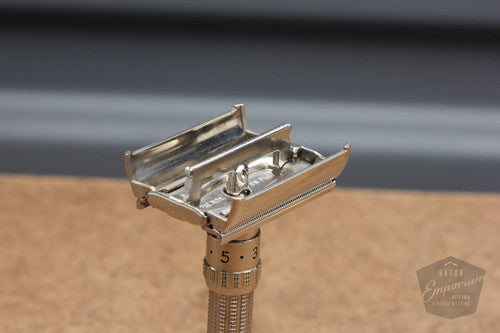 Gillette 1964 Slim Adjustable Safety Razor