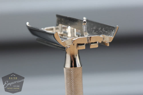 Gillette 1940's Notched Original Super Speed (DE) Safety Razor W2 - * Revamped- Nickel
